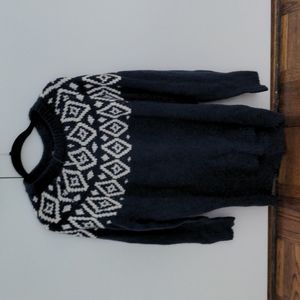 NWT Aeries Sweater